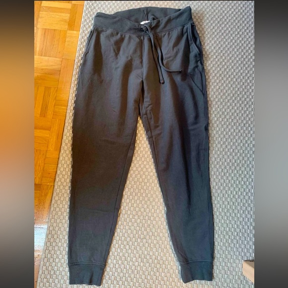Knix L charcoal joggers - Picture 2 of 4